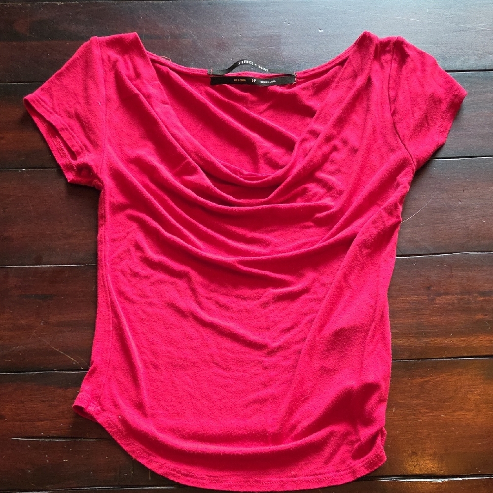 Silence + Noise Vibrant Red Short Sleeve Top